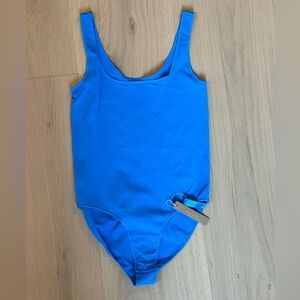 NWT SKIMS essentials scoopneck blue bodysuit small